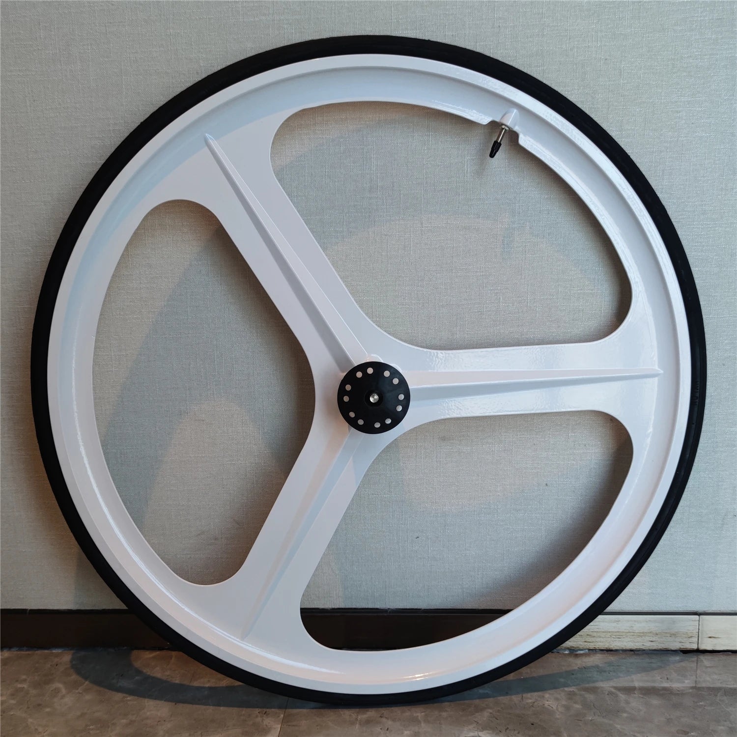 3 Spokes Wheel