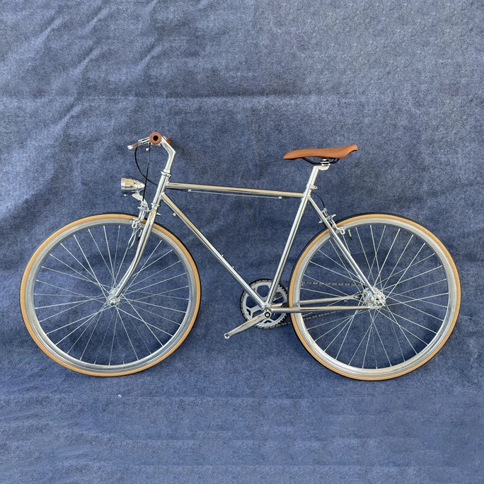 VINTAGE 700C ROAD BICYLE